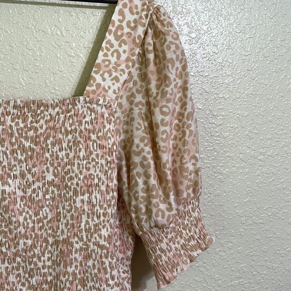 Nine West smocked peplum animal print top - Picture 4 of 10